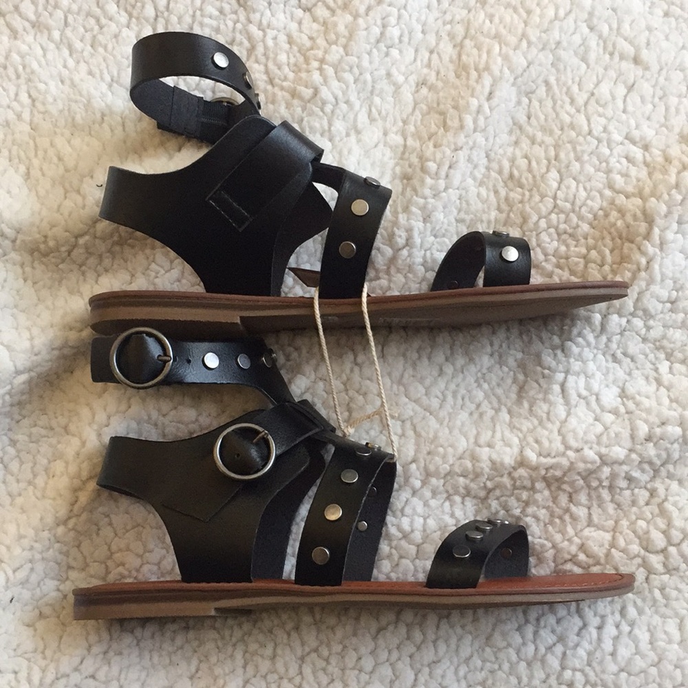 NWT American Eagle Studded Sandals - Picture 3 of 4